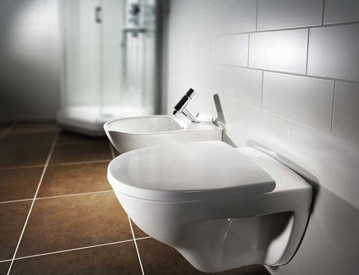 iSeven-D-Ido_5_SevenDpakabWC