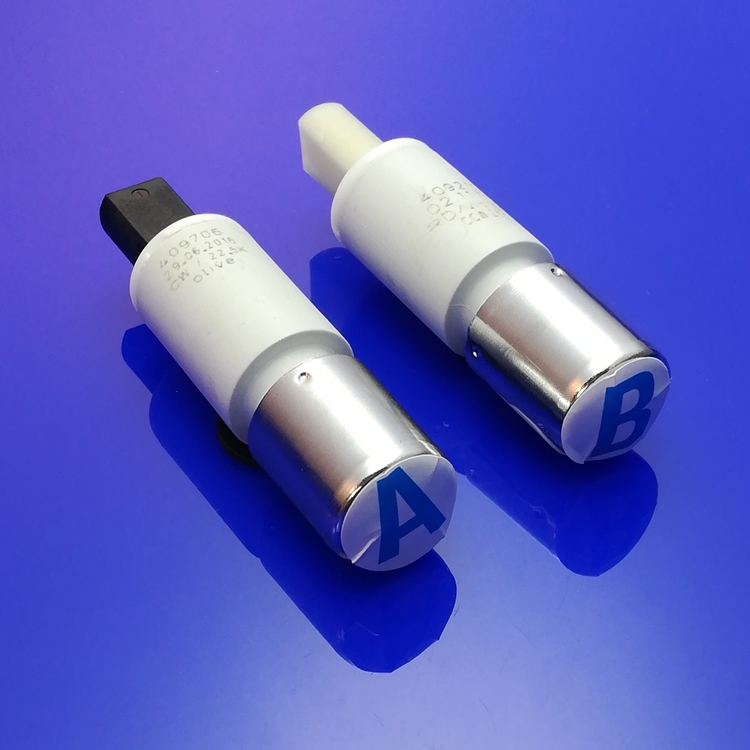 foto_3_Duravit_1930_1004310000_softclose_cilinder_voor_toiletzitting_1930_006489__set_van_2_