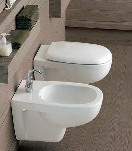 vaso-e-bidet-sospesi-quinta-pozzi-ginori.jpg